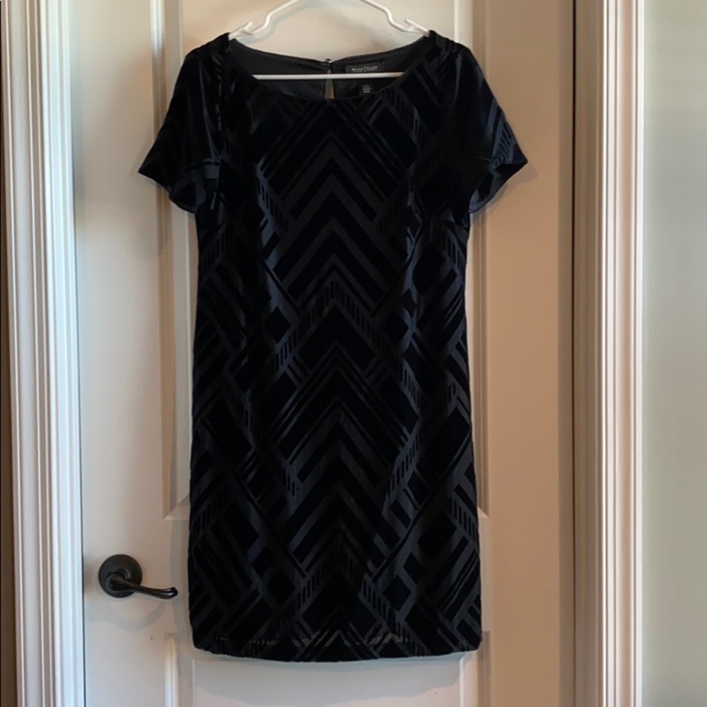 White house black market short sleeve dress